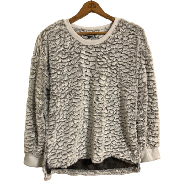 Gray FUZZY Sweater - Knapp Studio - Size Medium - Picture 2 of 8